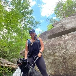 Meet your Posher, Kayla